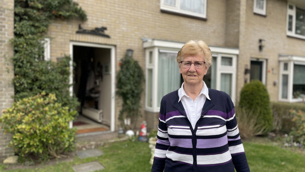 Blaricumse Annie (84) wil graag kleiner wonen: "Maar de doorstroom is helemaal niet goed"