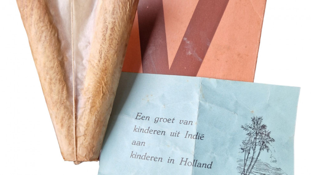Oorlogsverzamelaar Robin (22) laat collectie zien op V-Day: &quot;Geschiedenis van Hilversum is mijn favoriet&quot;
