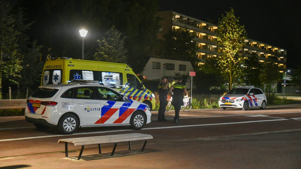 Steekpartij op station Naarden-Bussum, slachtoffer in het ziekenhuis
