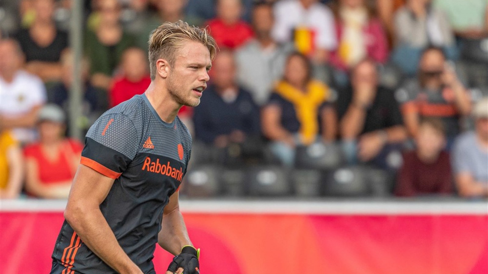 Jip Janssen leidt Nederlandse hockeyers langs Spanje