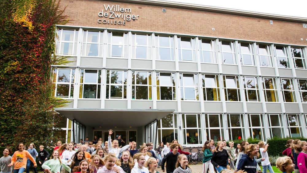 Tientallen Gooise scholieren besmet na losbandige vakantie: &quot;Onverantwoord gedrag&quot;