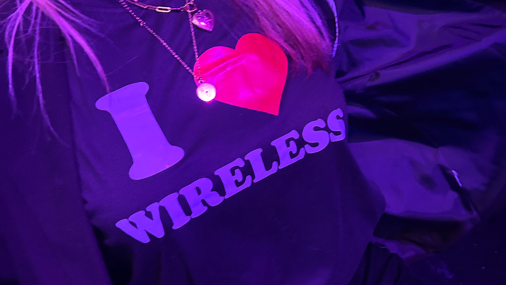 'I love Wireless' shirt