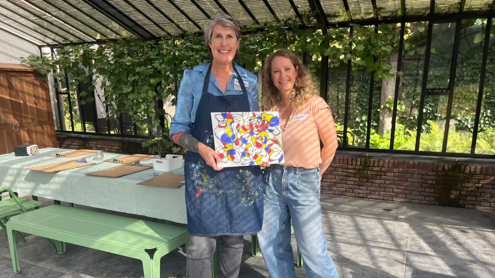 Kunstenaars Dineke Soer en Jacqueline Kersens